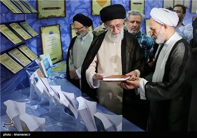 Supreme Leader Visits Cultural Exhibition in Tehran