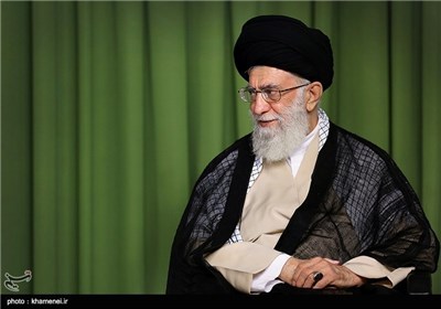 Supreme Leader Visits Cultural Exhibition in Tehran