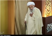 مرحوم آیت الله مهدوی کنی در نماز جمعه تهران