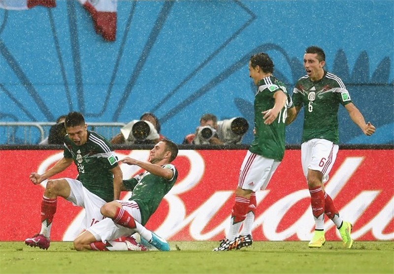 Mexico Edges Cameroon in Group A of World Cup
