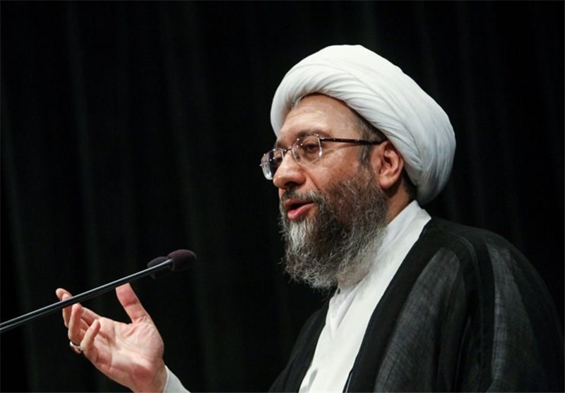 امام خمینی(ره) دفاع از پابرهنه‌گان را با شعار عدالت پیش برد