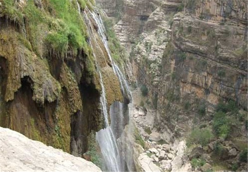 آبشار کمر دوغ کهگیلویه، عروس آبشارهای ایران + تصاویر