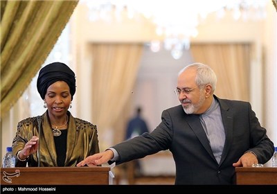 Iran’s Zarif, South Africa’s Int’l Relations Minister Meet in Tehran