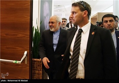 Iran’s Zarif Departs for Vienna for Nuclear Talks
