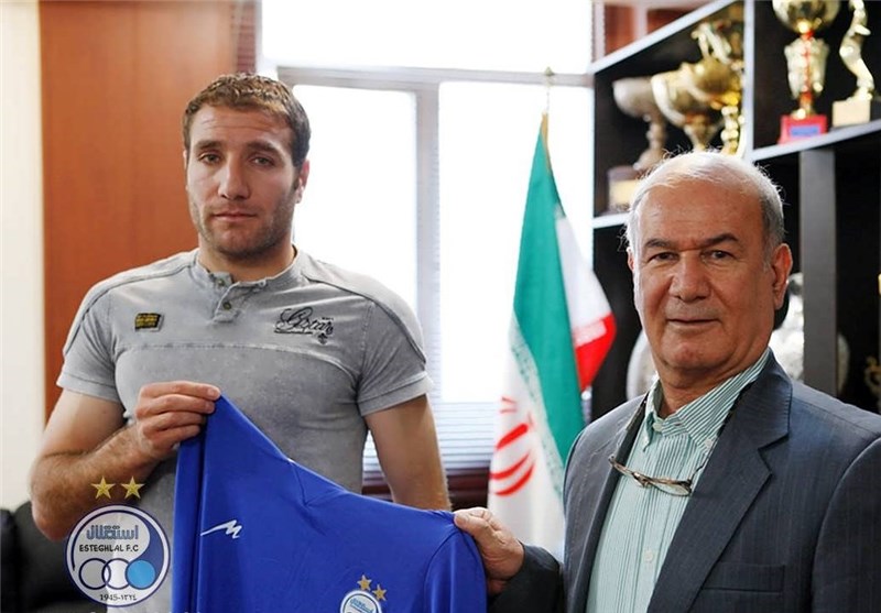 Hrayr Mkoyan Joins Esteghlal Football Team