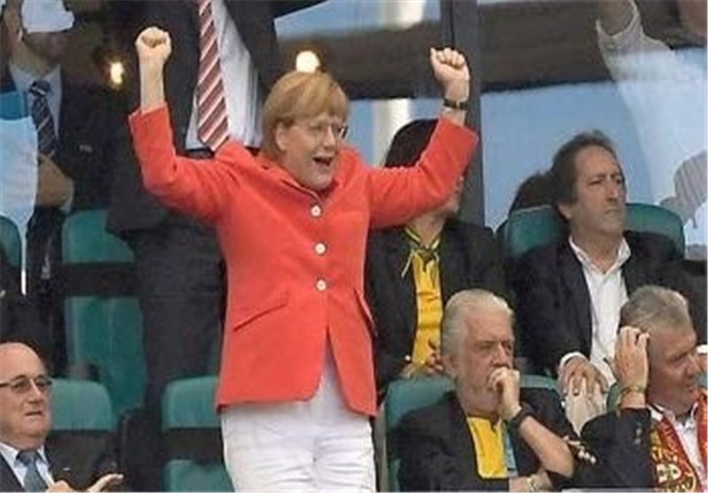 آلمانی‌ها حضور مرکل در برزیل برای تماشای بازی‌های جام جهانی را اقدامی بی‌جا دانستند