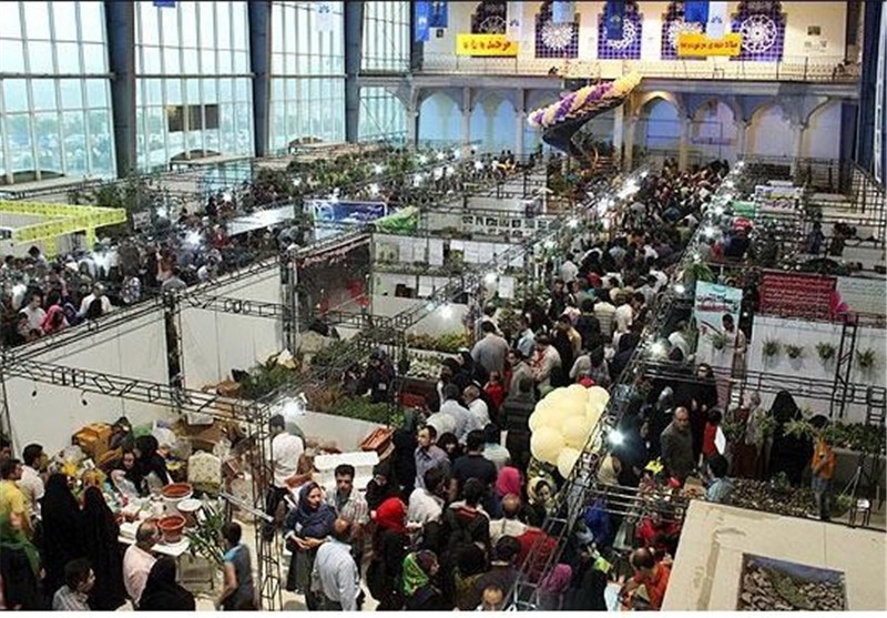 نخستین نمایشگاه تخصصی گل و گیاه، و ادوات کشاورزی در آمل افتتاح شد