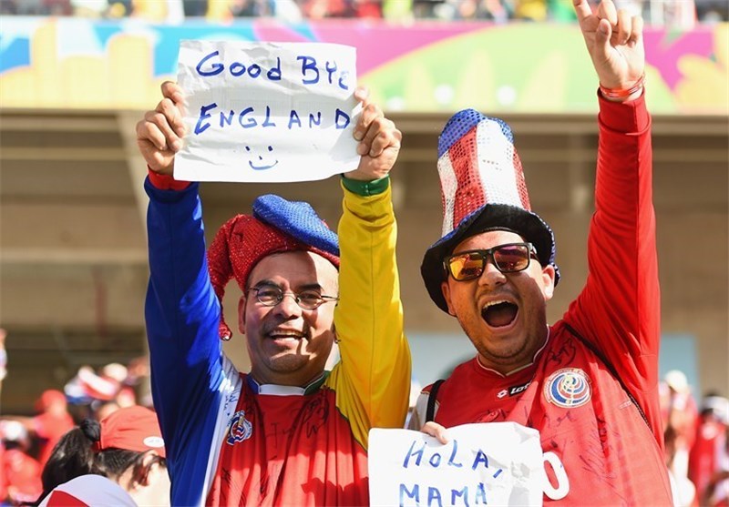 طعنه هواداران کاستاریکا به سه‌شیر+ عکس
