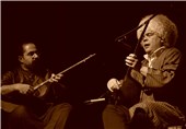آق‌مراد چاریُف و کامیار فانیان در ایران دوتار می‌نوازند
