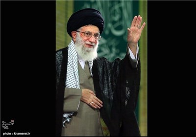  Iranian Martyrs' Families Meet Supreme Leader 