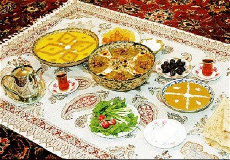 رنگ‌ و بوی معنوی افطاری‌های سنتی در سفره‌ اهالی اصفهان