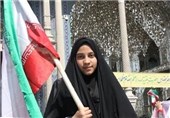راهپیمایی عفاف و حجاب بانوان بسیجی در ورامین برگزار شد