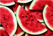 مصرف هندوانه برای سردمزاجان مضر است