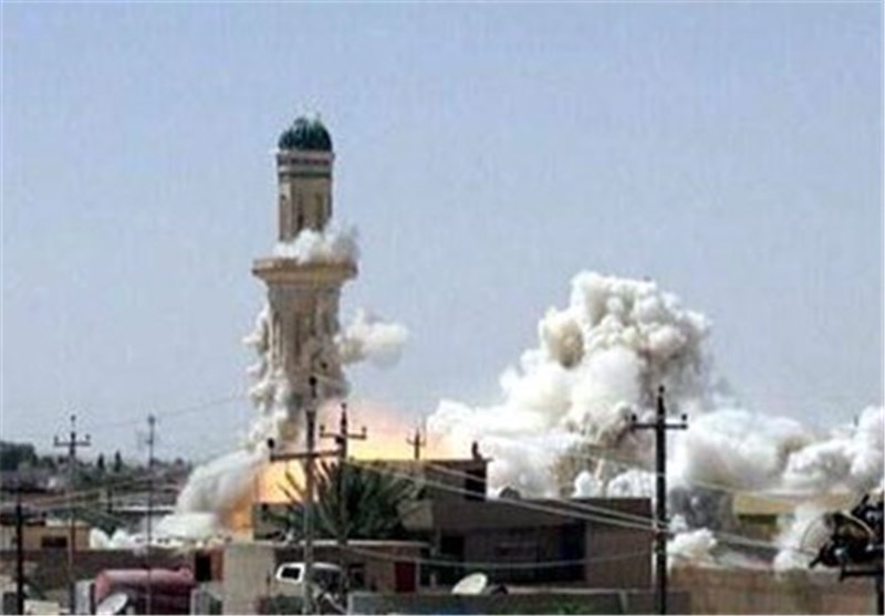داعش همچنان تخریب اماکن مذهبی در تلعفر را ادامه می‌دهد