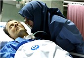 نامه خواهر احمد عزیزی به وزیر ارشاد: هزینه‌های درمانی برادرم خارج از توان ماست