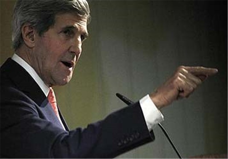 Kerry Warns Afghanistan as Thousands Rally in Support of Abdullah