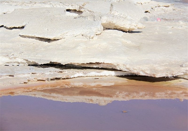 اجرای مصوبات ستاد احیای دریاچه ارومیه بدون فرهنگ‌سازی امکان‌پذیر نیست