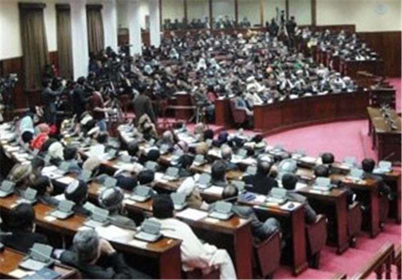 باز شدن پای فساد به پارلمان افغانستان/ پرداخت حقوق به محافظانی که نیستند