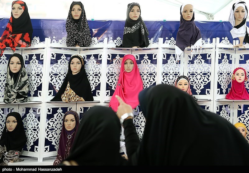 توجه به موضوع عفاف و حجاب از طریق فرهنگ و هنر/ برگزاری نخستین نمایشگاه طراحی لباس ایرانی اسلامی در اصفهان‌‌