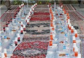 اطعام بیش از 2 هزار گرمساری در طرح هر محله یک سفره افطاری