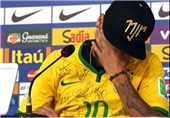فیلمی از حضور نیمار در تمرین تیم ملی برزیل