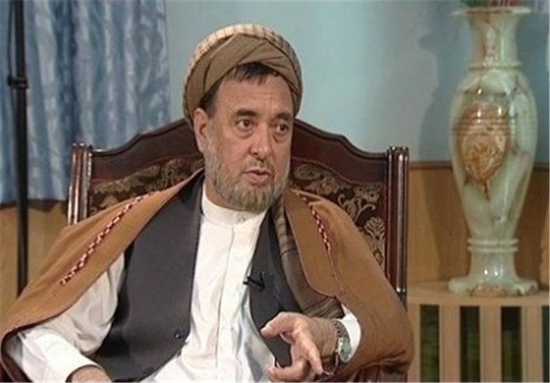محقق: دولت افغانستان زمینه بازگشت ژنرال دوستم را مساعد کند