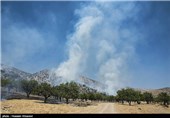 آتش‌سوزی ارتفاعات فیروزآباد مهار شد/استقرار 3 گروه پایش برای جلوگیری از آتش‌سوزی مجدد