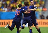 پیروزی هلند برابر برزیل در نیمه نخست