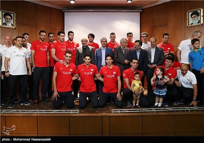 مراسم تقدیر از اعضای تیم ملی والیبال