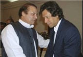 خاموش رہنے کیلئے حکومت کی عمران خان کو 10 ارب روپے کی پیشکش اور نواز لیگ کی سختی سے تردید