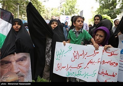 تجمع احتجاجی أمام مکتب الامم المتحدة فی طهران دعما للشعب الفلسطینی فی غزة
