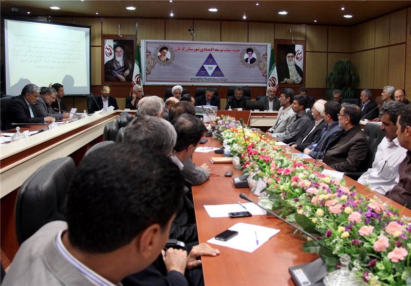 جلسه مثلث توسعه اقتصادی شهرستان کرمان + تصاویر