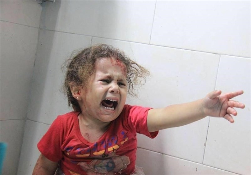 کودک غزه اگرچه کوچک است اما چو مرد، در خبرها می‌نگارد مرگ اسرائیل را ...