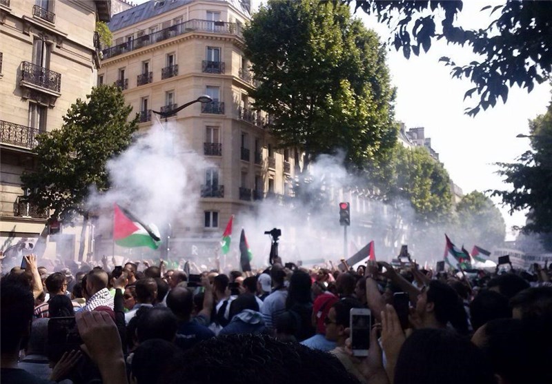 فرانسوی‌ها قانون منع تظاهرات ضد اسرائیلی را به چالش کشاندند +عکس