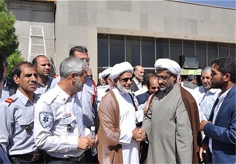 استقبال مردمی از امام جمعه موقت جیرفت پس از آزادی از زندان آل سعود + تصاویر