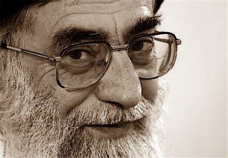 امام خامنه‌ای همیشه به خانواده شهدا نظر دارند/ پدرم در تنهایی برای فرزندان شهیدش می‌گریست