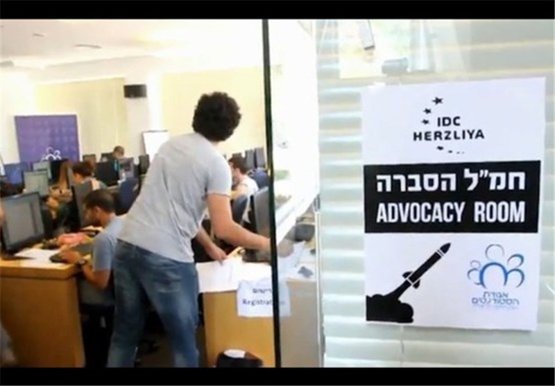 «معامله در فیس بوک»، اتاق جنگ اتحادیه دانشجویان اسرائیلی پشت میزهای رایانه‌ها
