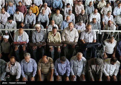 آخر صلاة‌ الجمعة فی شهر رمضان فی طهران