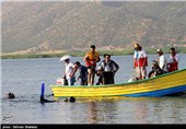 گروه گردشگری بدون مجوز در منطقه کول خرسان حضور یافتند/ تلاش برای نجات افراد حادثه دیده با بالگرد