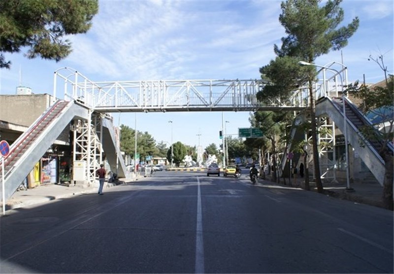 2 دستگاه پل عابر پیاده در محورهای مواصلاتی خراسان جنوبی احداث می‌شود