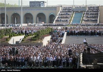 نماز عید سعید فطر به امامت مقام معظم رهبری-مصلی تهران