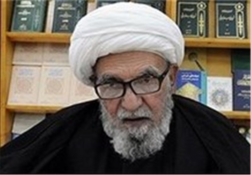 رهبری، در اجتهاد موضوعات زمان، یگانه‌اند