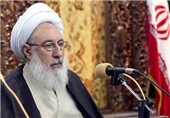 تبریز| آیت‌الله شبستری: دشمن تلاش می‌کند ایران از اقتدار موشکی دست‌ بردارد