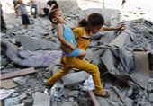 زنجیره انسانی هواداران اخوان المسلمین در همبستگی با غزه