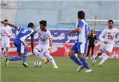 برتری پدیده مقابل استقلال خوزستان در نیمه نخست