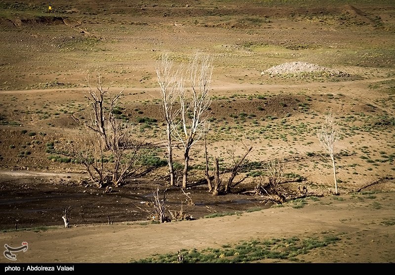 کاهش آب‌دهی &quot;چشمه‌ها‌، قنوات و چاه‌های آب&quot; در روستاهای زنجان