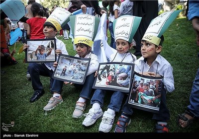 Iranian Children Voice Sympathy with Gaza Children