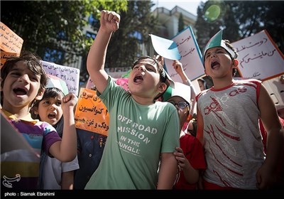 Iranian Children Voice Sympathy with Gaza Children