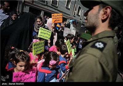 Iranian Children Voice Sympathy with Gaza Children