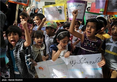 Iranian Children Voice Sympathy with Gaza Children